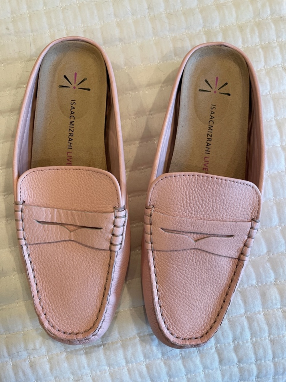 NEW Isaac Mizrahi Light Pink Pebbled Leather Penny Loafers sz 8.5 wide